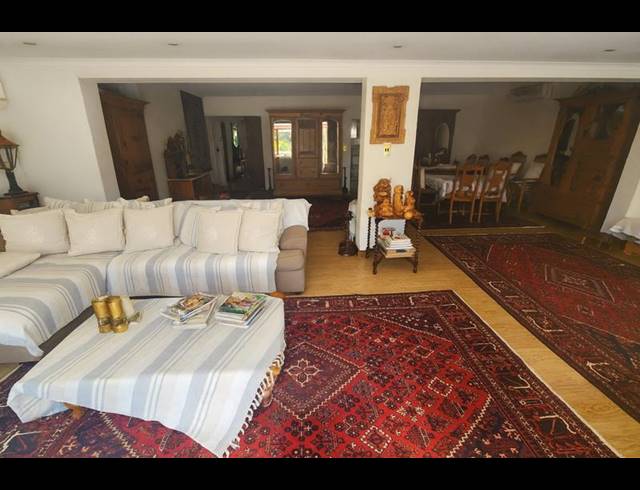 3 BEDROOM HOUSE FOR SALE IN NEWLANDS